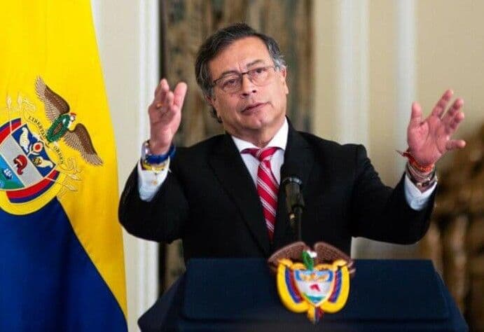 Diancam Trump, Presiden Kolombia Siap Langgar Sumpah Angkat Senjata